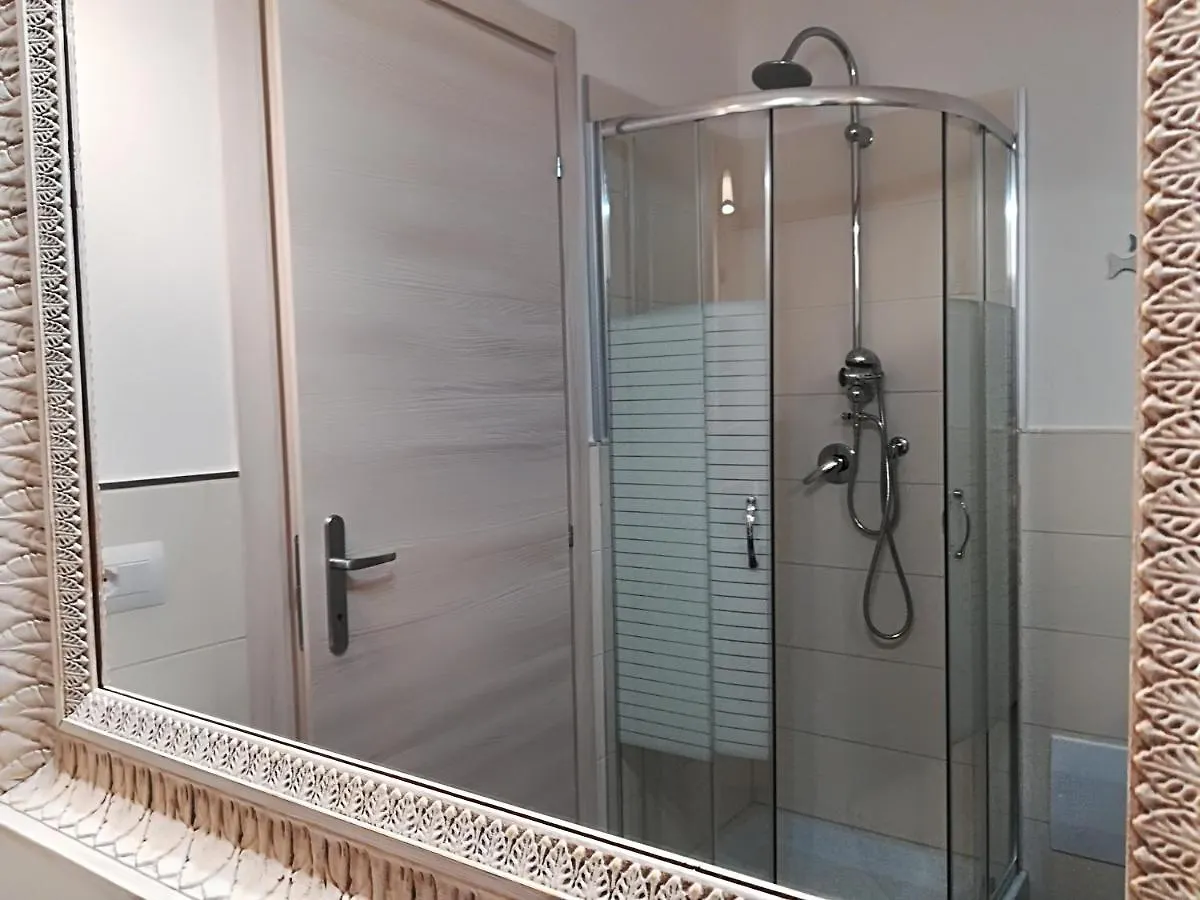 شقة La Barchetta Suite أروسييْ